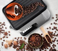 TZS First Austria Espressomaschine, f&uuml;r viele Kaffeespezialit&auml;ten & Kaffeepads geeignet, Dampfd&uuml;se zum Milch aufsch&auml;umen, in Schwarz/Edelstahl, 1050 W