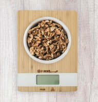 TZS First Austria Digitale K&uuml;chenwaage, K&uuml;chenger&auml;t zum Abwiegen von Lebensmitteln, Digitalwaage zum Wiegen von Zutaten bis 5 kg max., Briefwaage, in Holz/Wei&szlig;