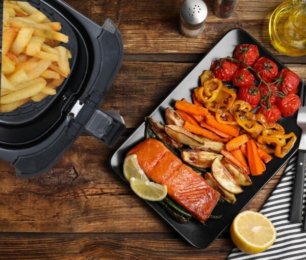 TZS First Austria Hei&szlig;luftfritteuse mit 3,5 L Antihaft-Edelstahlkorb, Airfryer,1400W, 30-Minuten-Timer, schwarz, f&uuml;r Pommes frites, Frittiertes, H&auml;hnchen